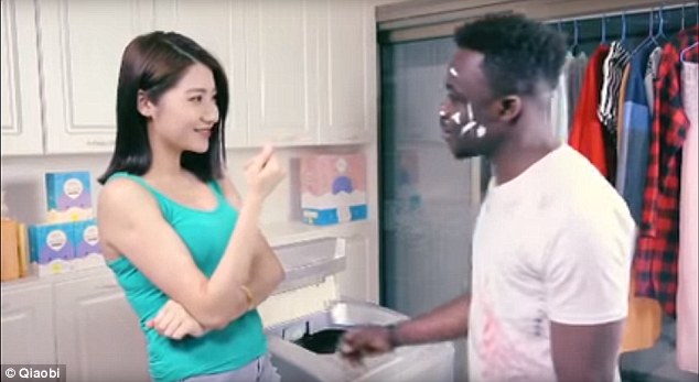 Kína rasszista mosóporreklámja kavart vihart a neten - videó