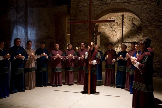 A Szent Efrém Férfikar ad koncertet az Epreskertben