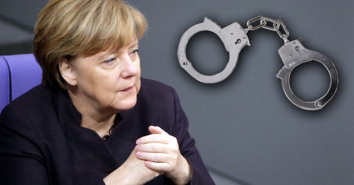 Angela Merkel pártjában köztörvényes bűnözők vannak!
