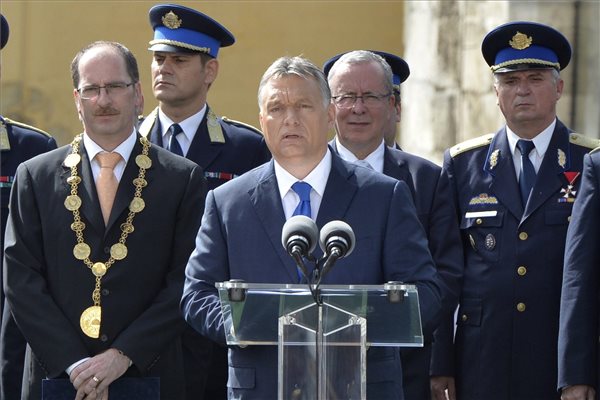 Orbán: Magyarország a rendet képviseli a rendetlenné váló Európában