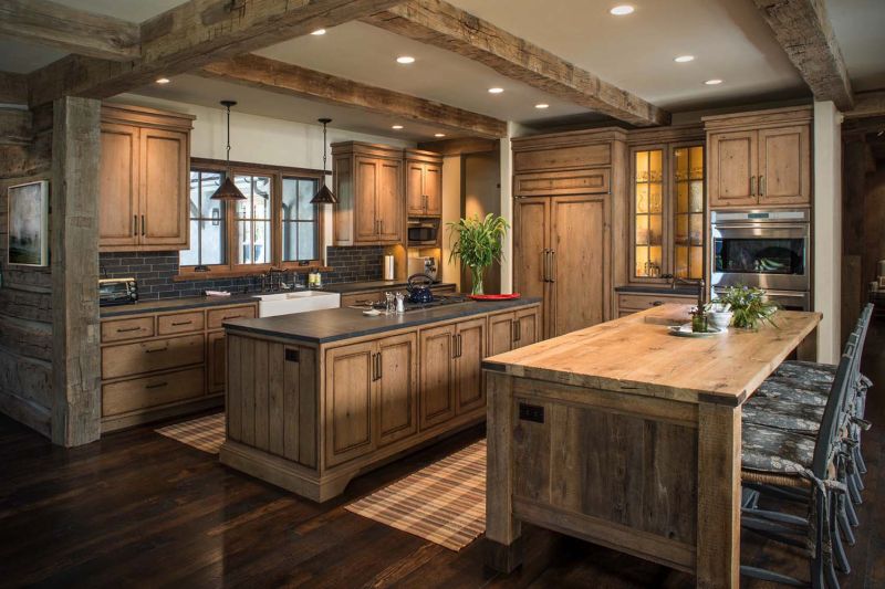 Woodland-chalet-in-Idaho-kitchen-and-dining