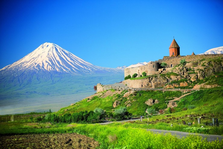 10 mágikus úti cél a Kaukázusban - helyek, amik elvarázsolnak
