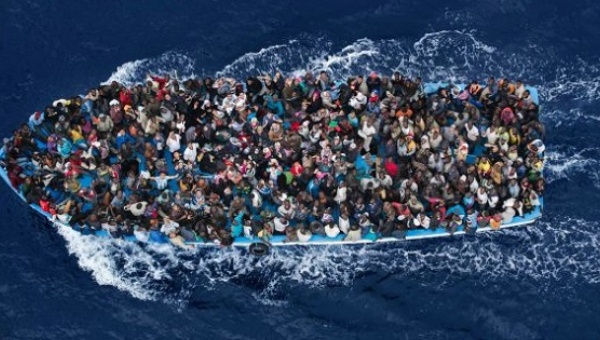 Egy szigetre vinné az illegális migránsokat az osztrák külügyminiszter