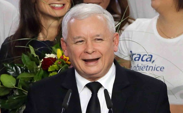 Kaczynski szerint mulattató Brüsszel Lengyelországgal szembeni bírálata
