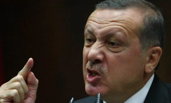Az Oszmán Birodalom újszülöttje Erdoğan a szultán!