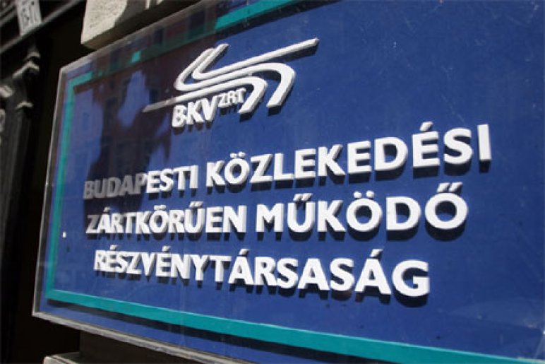BKV-szakszervezet: súlyosan megvertek egy buszsofőrt Budapesten