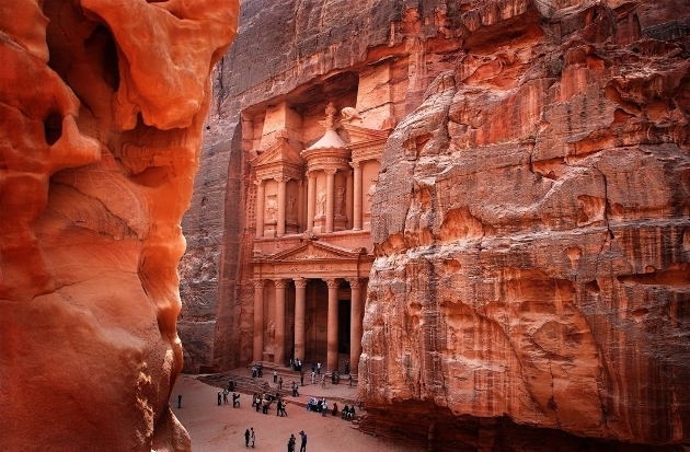 2000 évvel ezelőtt építették Petrát, Jordánia szikla városát