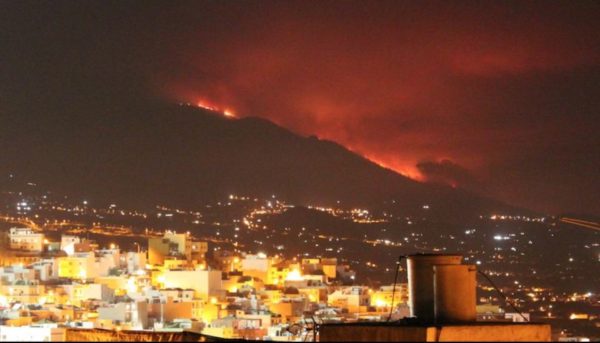 A 27-year German has confessed to the Spanish Civil Guard to starting the fire of La Cumbre Vieja on the Spanish Canary Island of La Palma yesterday. He said that it was an accident after trying to burn some toilet paper that he used after going to