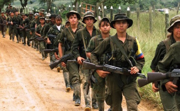 Az Európai Unió felfüggesztette a FARC kolumbiai gerillaszervezet elleni szankciókat