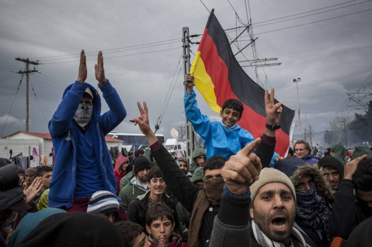 550 ezer elutasított menedékkérő él Németországban, akit nem toloncoltak ki