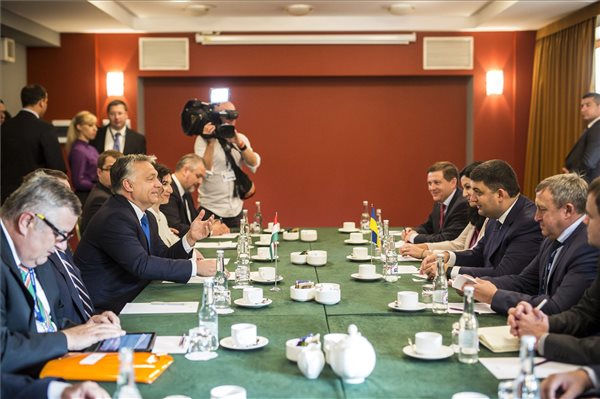 Orbán Viktor az ukrán kormányfővel tárgyalt