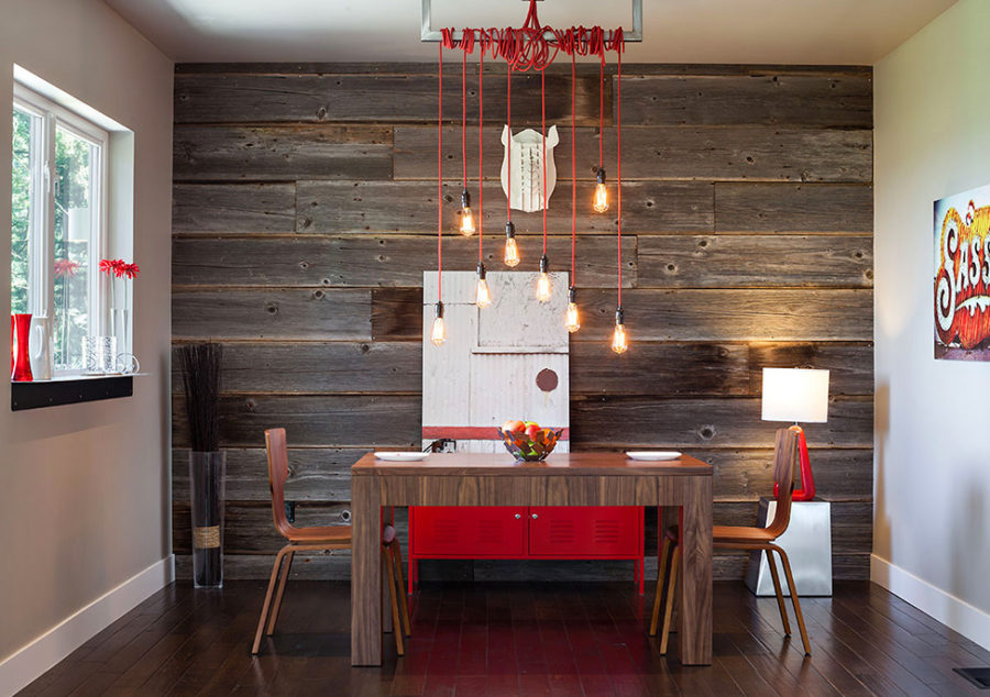 Mid-century-modern-dining-room-with-rustic-decor-elements-900x634