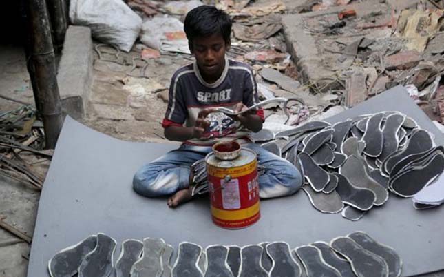 Fogvatartott gyermekmunkásokat szabadítottak ki az indiai gyárból