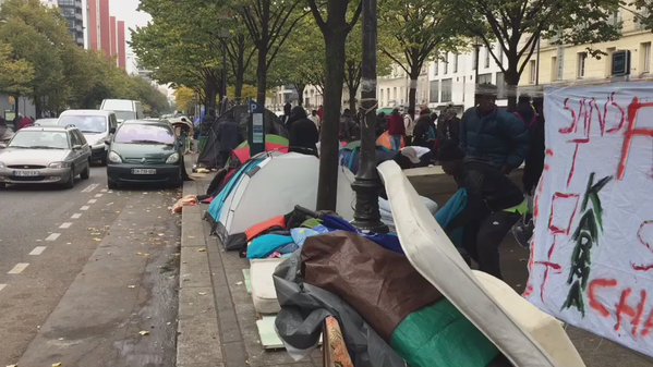 Nem vész el a Calais-i dzsungel, csak átalakul! - videók + Jeddi repeta
