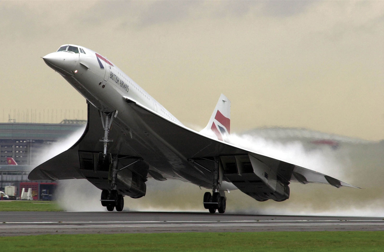 Jövő héten elárvereznek ezer Concorde-alkatrészt