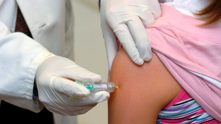 ÁNTSZ: eddig a jogosult iskolás lányok 76 százaléka igényelte a HPV-oltást