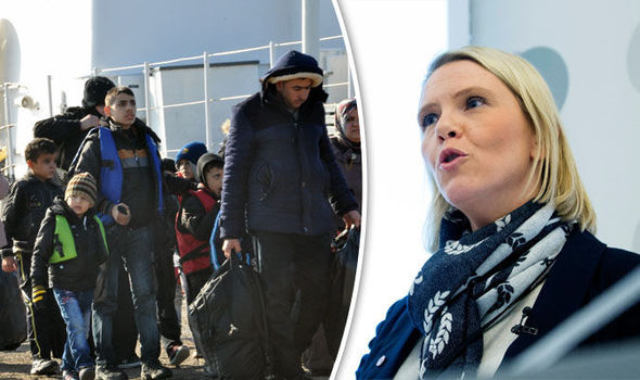 Támadják a minisztert, aki szerint a migránsoknak kell alkalmazkodni Norvégia kultúrájához